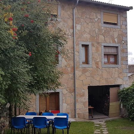 Casa Rural El Casillo Del Abuelo Goyo Guest House Navarredonda de Gredos Exterior photo