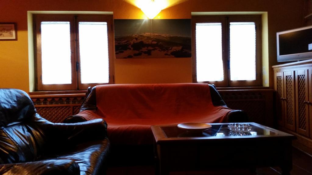 Casa Rural El Casillo Del Abuelo Goyo Guest House Navarredonda de Gredos Exterior photo